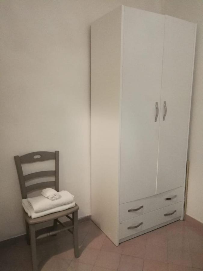 Casa Vacanze Flora В'єтрі Екстер'єр фото