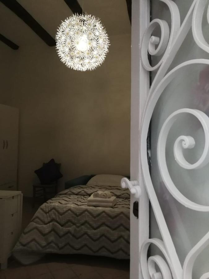 Casa Vacanze Flora В'єтрі Екстер'єр фото